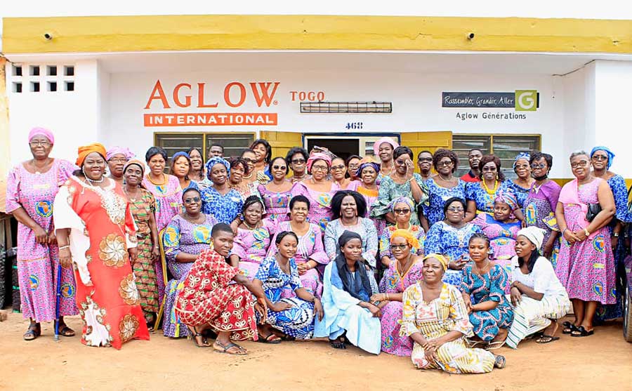 Inspiração de Aglow Togo